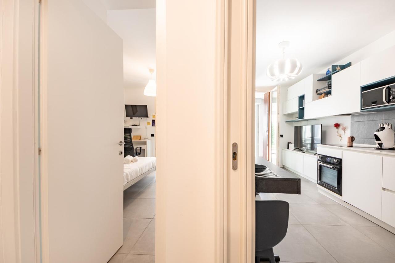 Renovated Apt With Garden & Veranda! Milán Exterior foto